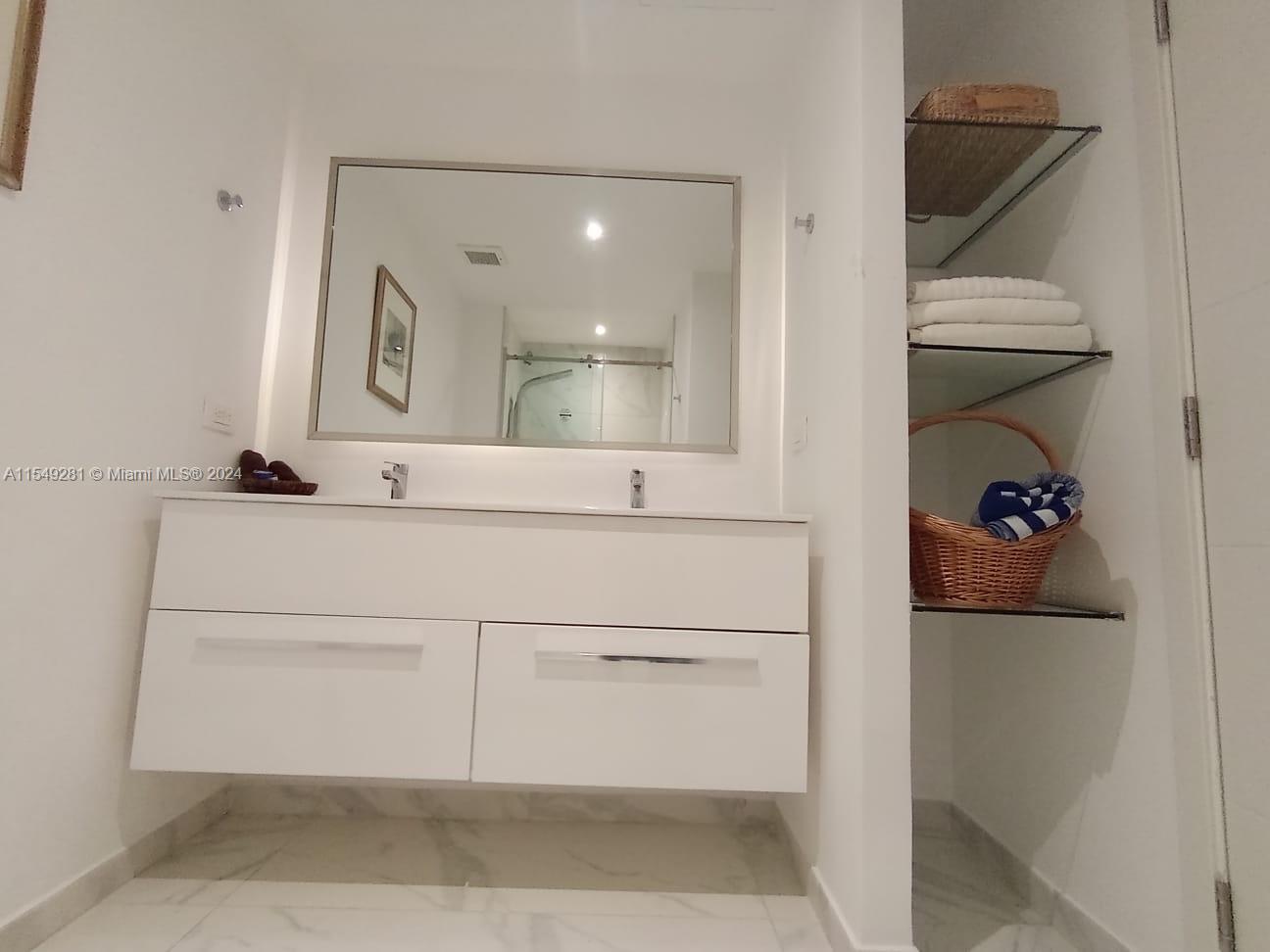 Splendid Condo Villa